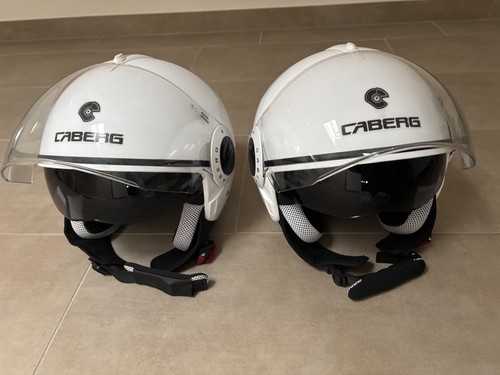 Motorradhelm einzeln oder