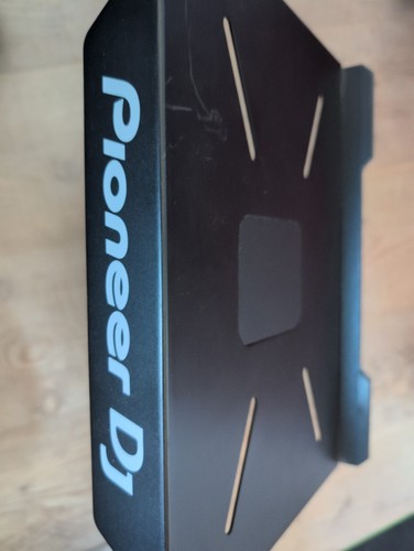 Pioneer laptop stand - dj,