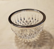 Schöne kleine Kristallschale   mit Silber(?)Rand    9,5 cm