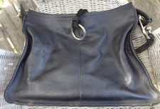 Handtasche, Shopper, schwarzes Rindleder, Metallbefestigungen, top