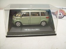 VW Microbus, 2001, green