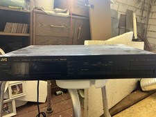 JVC FX-50L FM/MW/LW Tuner, ein