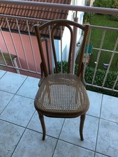 antiker,  schöner, original Thonet Stuhl mit intaktem Geflecht, guter  Zustand.