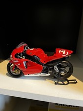 Minichamps 1/12 Scale 122