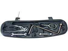 BMW E46 Limousine 316i Werkzeugkasten 1094910 Bordwerkzeug Pannenset Werkzeugbox