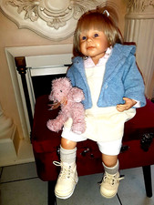 TOP ZUSTAND !!    "Laura"   von Brigitte Paetsch, HANDSIGNIERT