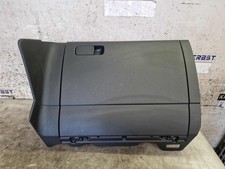 VW Golf VII 7 AU Handschuhfach