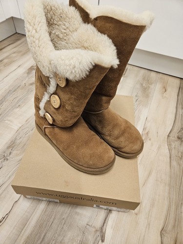 Ugg bailey button 5883 boots - button,