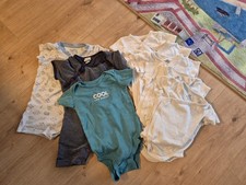 Kurzarmbodys 70/74/80