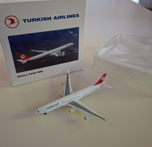Herpa wings 500 turkish - herpa, 1:500