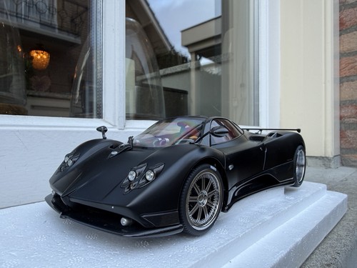 Pagani zonda matt black - zonda,