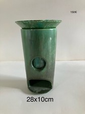 keramik objekt. Duftlampe. Ute