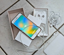 Apple iPhone 8 Plus  64GB -