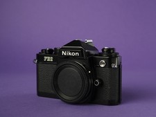 Nikon FE2 Body *RED D* Sammlerobjekt ✅ 12 Mon. Gewährleistung ✅ Fachhändler