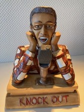 Werbefigur KnockOut, Jeans and