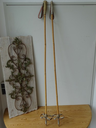 W1682 antike skistöcke - antike,
