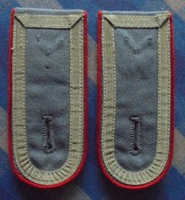 Schulterklappen vom Dienstanzug Stabsunteroffizier der Bundeswehr