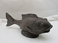 Hardkunststoff – Figur Skulptur „Lachender Koi Fisch“ 36 cm