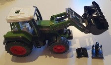 Bruder Traktor:  grün Fendt