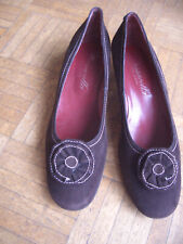 WIE NEU! PASSARELLA Pumps Kitten Heels braun Wildleder, Gr. 41
