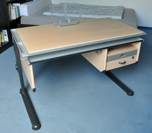 Kinder schreibtisch von moll - kinder-schreibtisch,