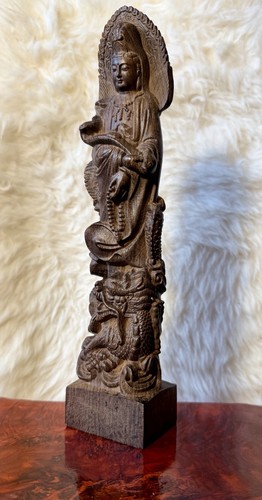 Guanyin geschnitzte skulptur - guanyin,