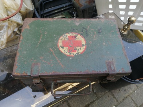 Ddr sanikasten erste hilfe - ddr, /