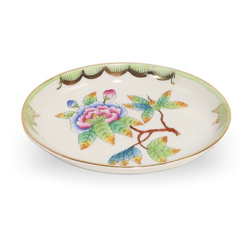 Vintage herend queen victoria - queen,