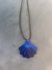 Kette Epoxidharz Muschel Blau/Weiß