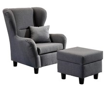 Ohrensessel mit Hocker