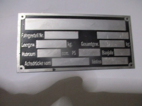 Typenschild neutrales schild - neutrales,