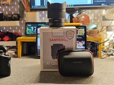 Samyang 12mm f/2,0 AF Weitwinkel für Sony E - Zubehörpaket und OVP
