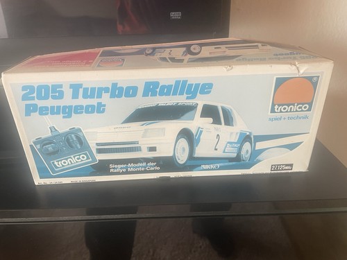 Nikko tronico 205 peugeot - 205,