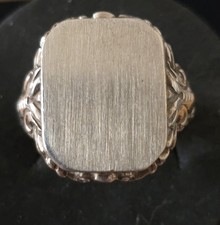 Antiker massiver Siegelring