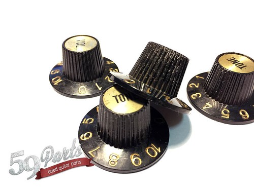 Aged gibson witch - 4, knobs