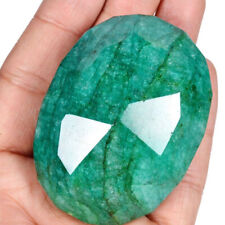 Gigantischer ovaler Natur Smaragd mit ca. 860 Carat