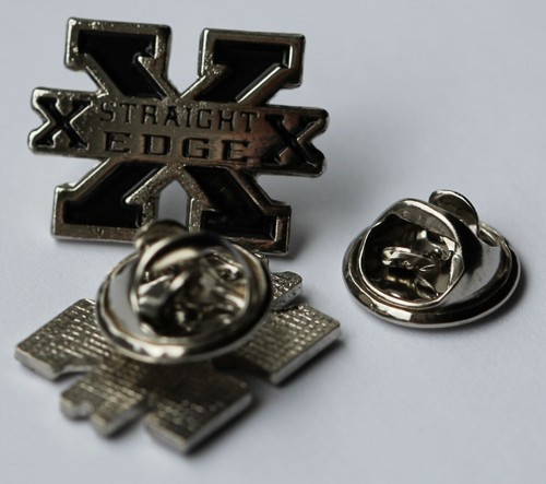 Straight edge black pin - edge,