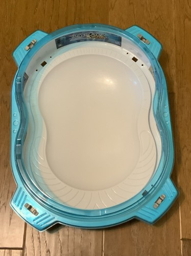 Beyblade hasbro arena burst - beyblade,