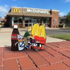 Seltene Anstecknadel Tim und