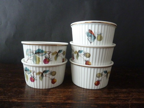 Vintage royal worcester - x,