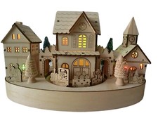 Winterdorf + wechselnder