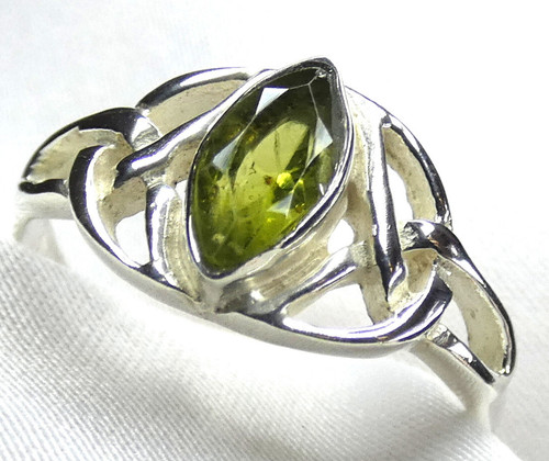 Peridot ring 925 - peridot,