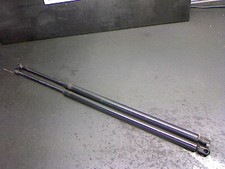Gasdruckfeder/-dämpfer L+R