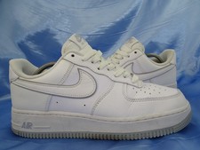 NIKE AIR FORCE 1 07 SNEAKER GR