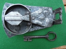 Truhenschloss Barock