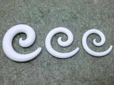 Dehnungsstab Spirale Expander Tribal Schnecke Piercing Kunststoff weiß