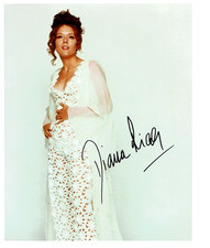 DIANA RIGG †  Autogramm original signiert COA Großfoto 20 x 25 cm