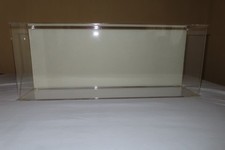 Eine Acryl * Vitrine * Plexiglas * Schaukasten * Leervitrine  2