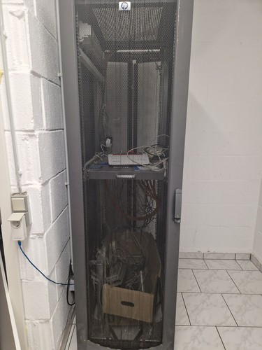Serverschrank leer - hp,