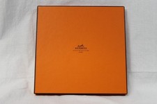 Original Orange Hermès Paris Box Karton 24 x 24 x 2,5 cm Made in France